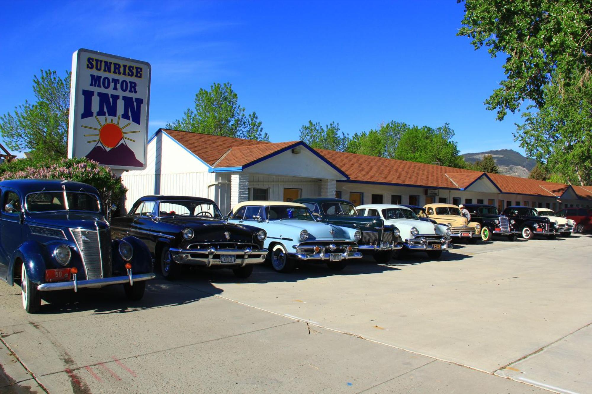 5 Smart 2-Star Hotels Near Buffalo Bill State Park