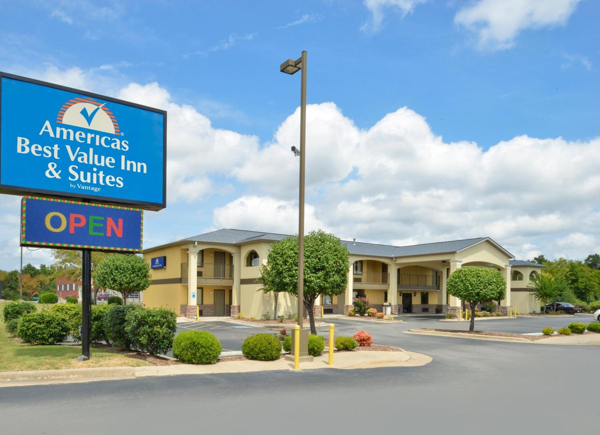 7 Cheap Hotels in Arkansas Worth Booking Right Now