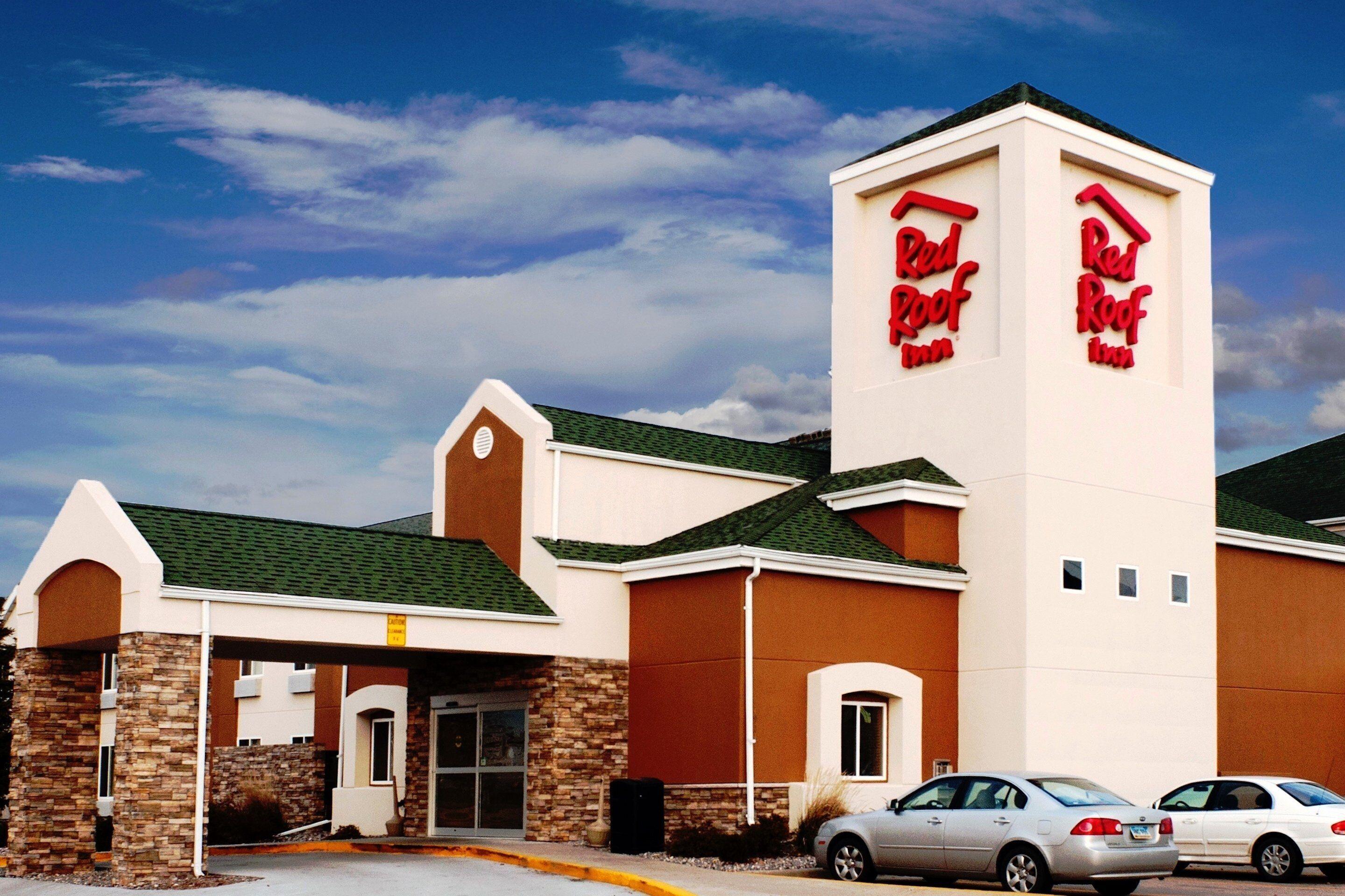 9 Best 2-Star Hotels in North Dakota for Smart Travelers