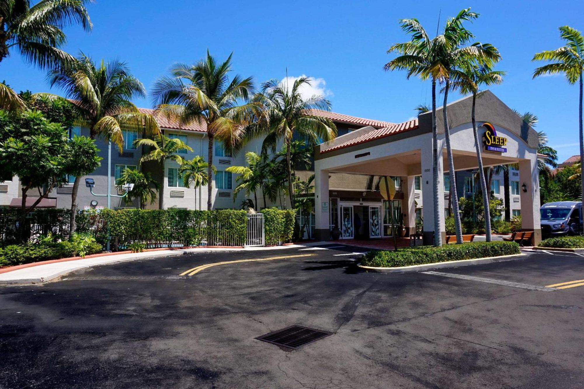 Where to Stay Near Museum of Art Fort Lauderdale: 4 Airport Hotels
