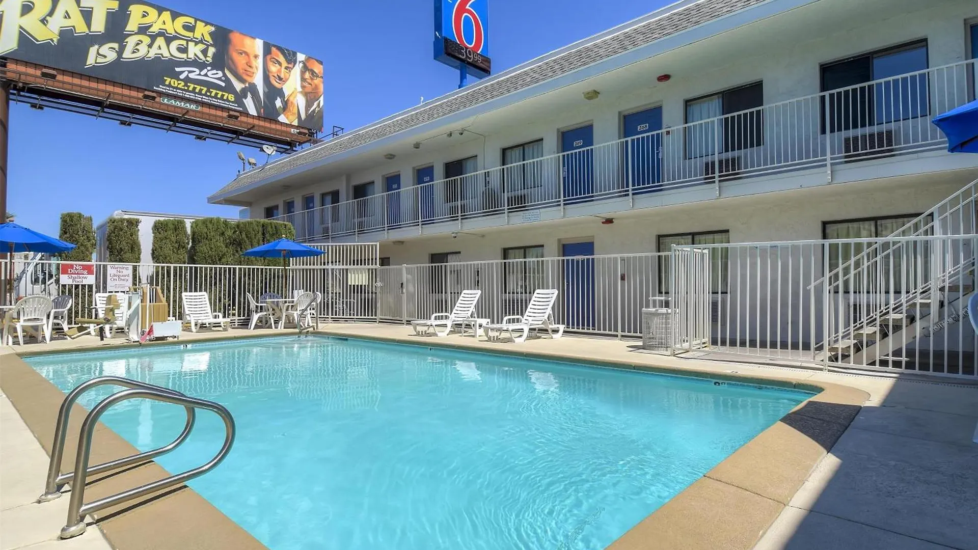 Where to Stay Near Howard Hughes Center: 5 Airport Hotels Reviewed