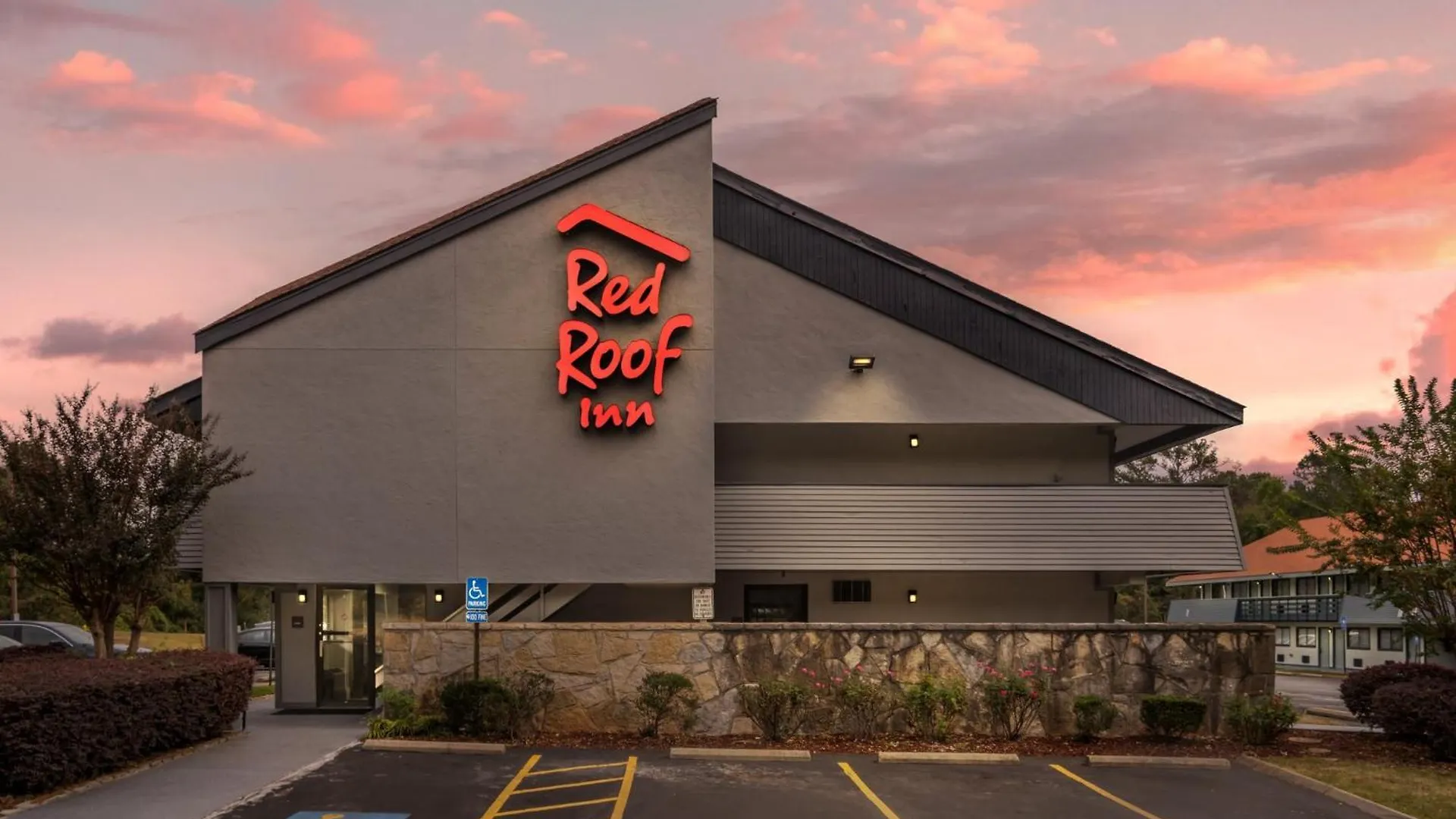 5 Budget Hotels Close to Greenville Convention Center