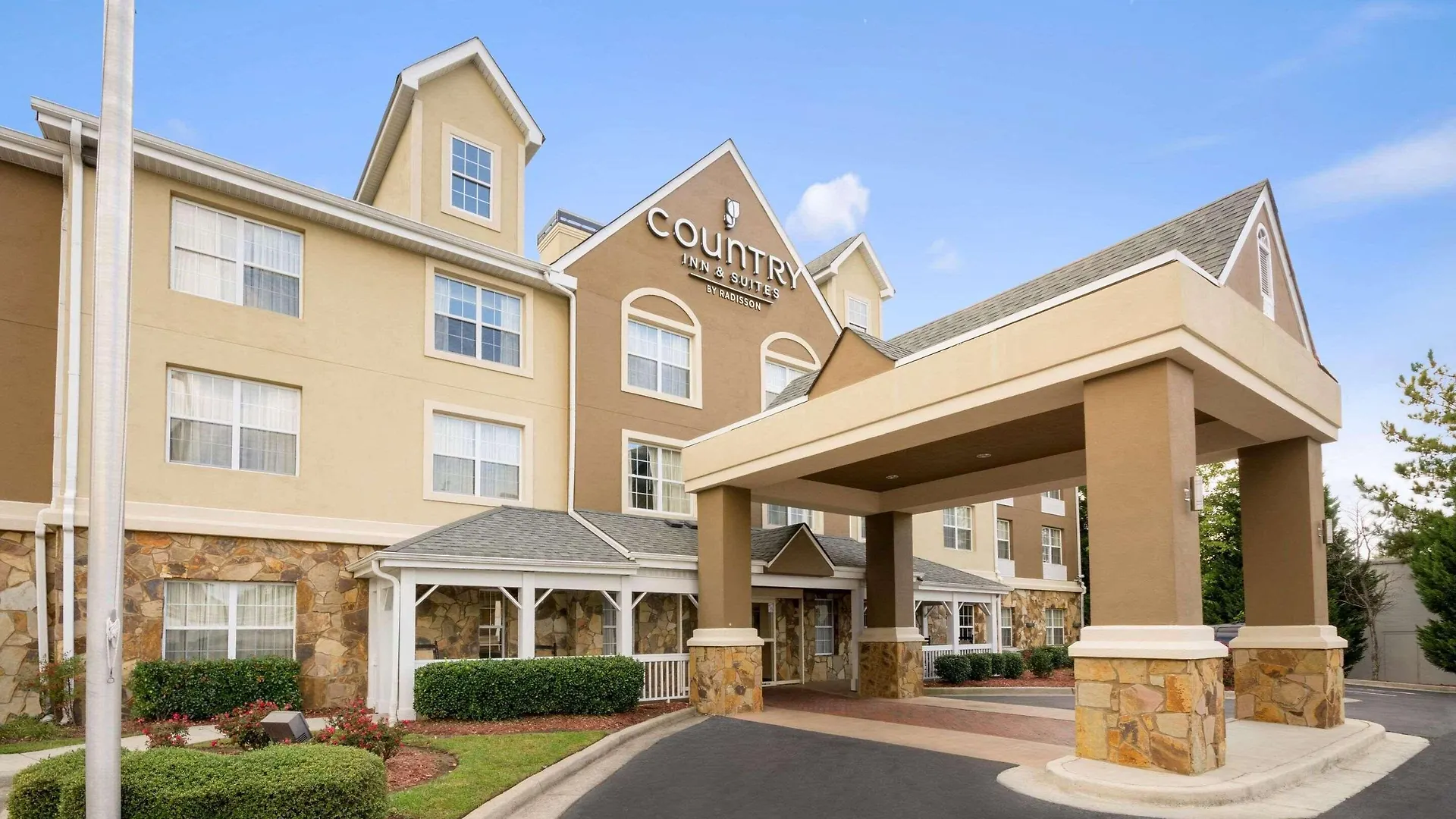 5 Smart Airport Hotels Near Brenau University Worth Booking