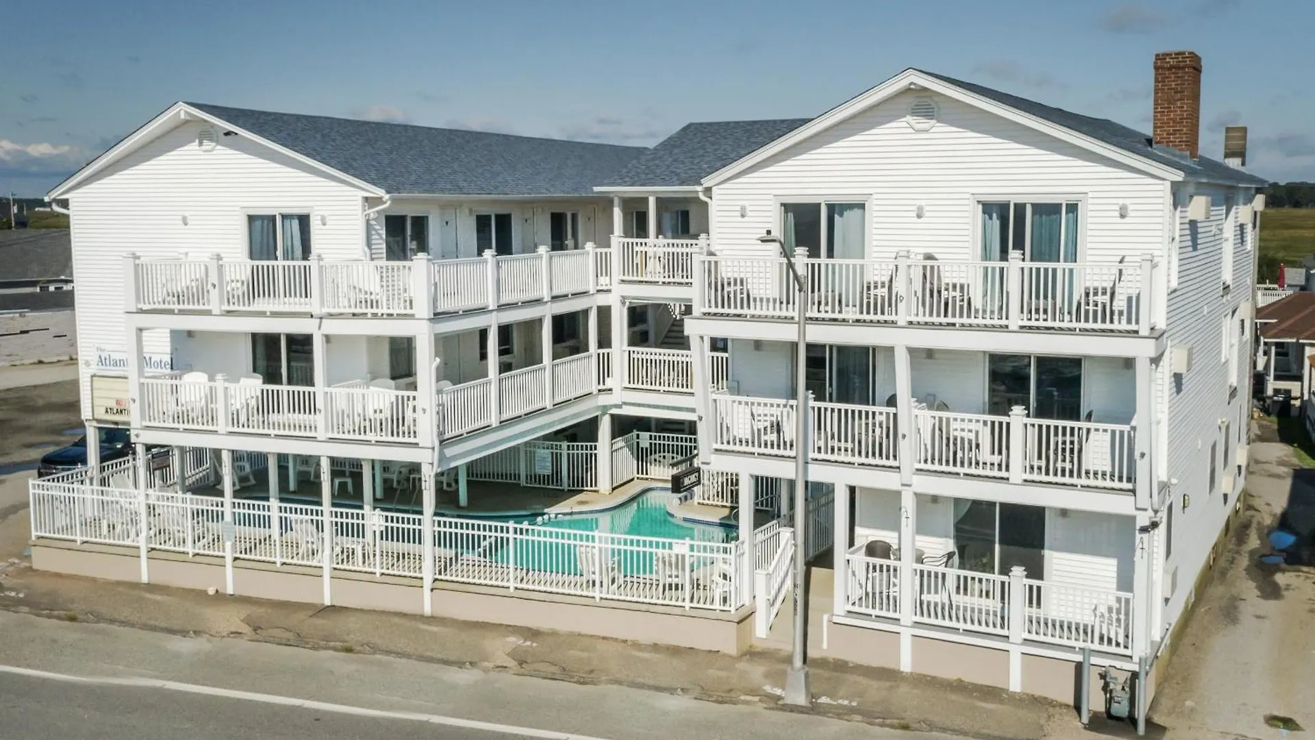 4 Smart 3-Star Hotels Near Salisbury Beach State Reservation