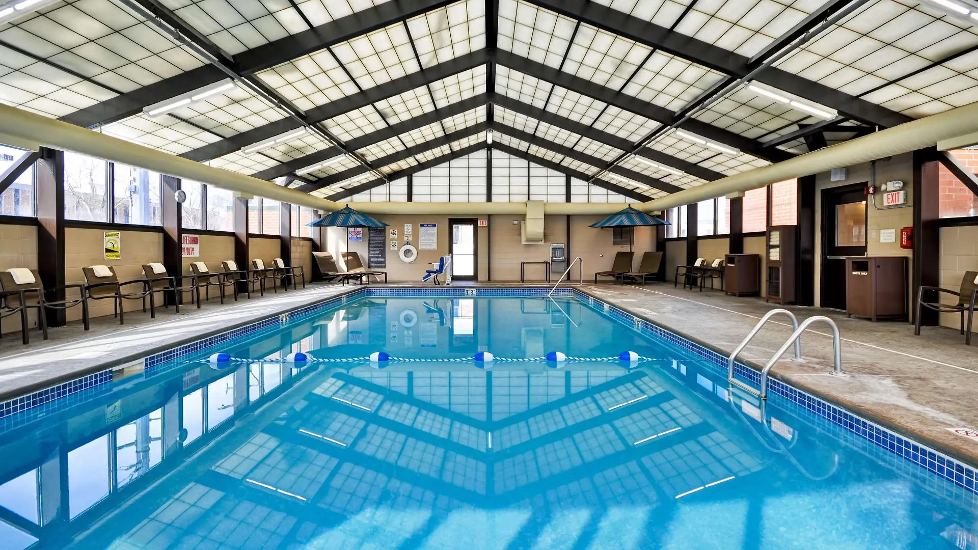Where to Stay Near Bloomington Historical Museum: 2 Best Hotels