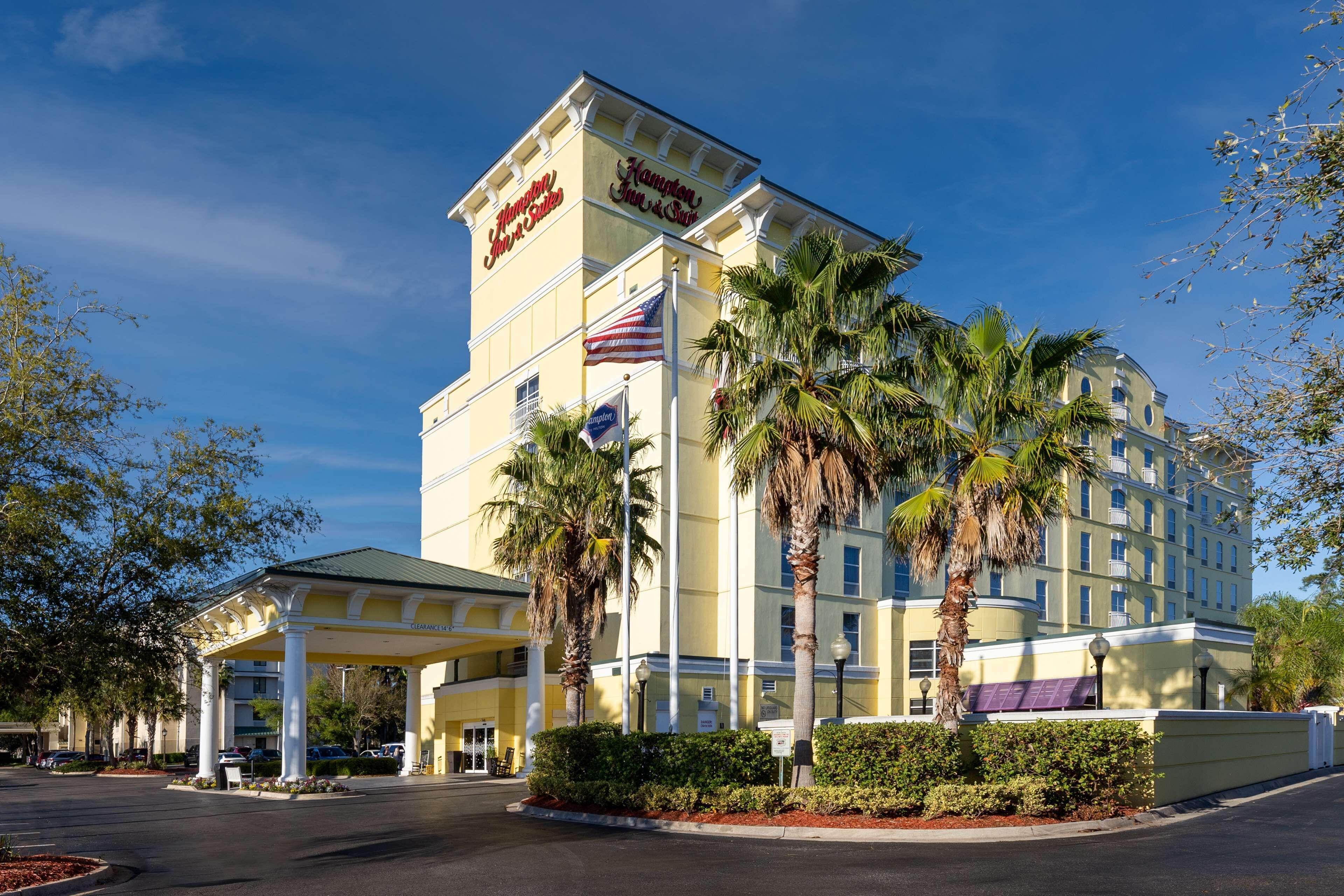 Where to Stay Near Morocco Shrine Auditorium: 4 Hampton Inn Hotels