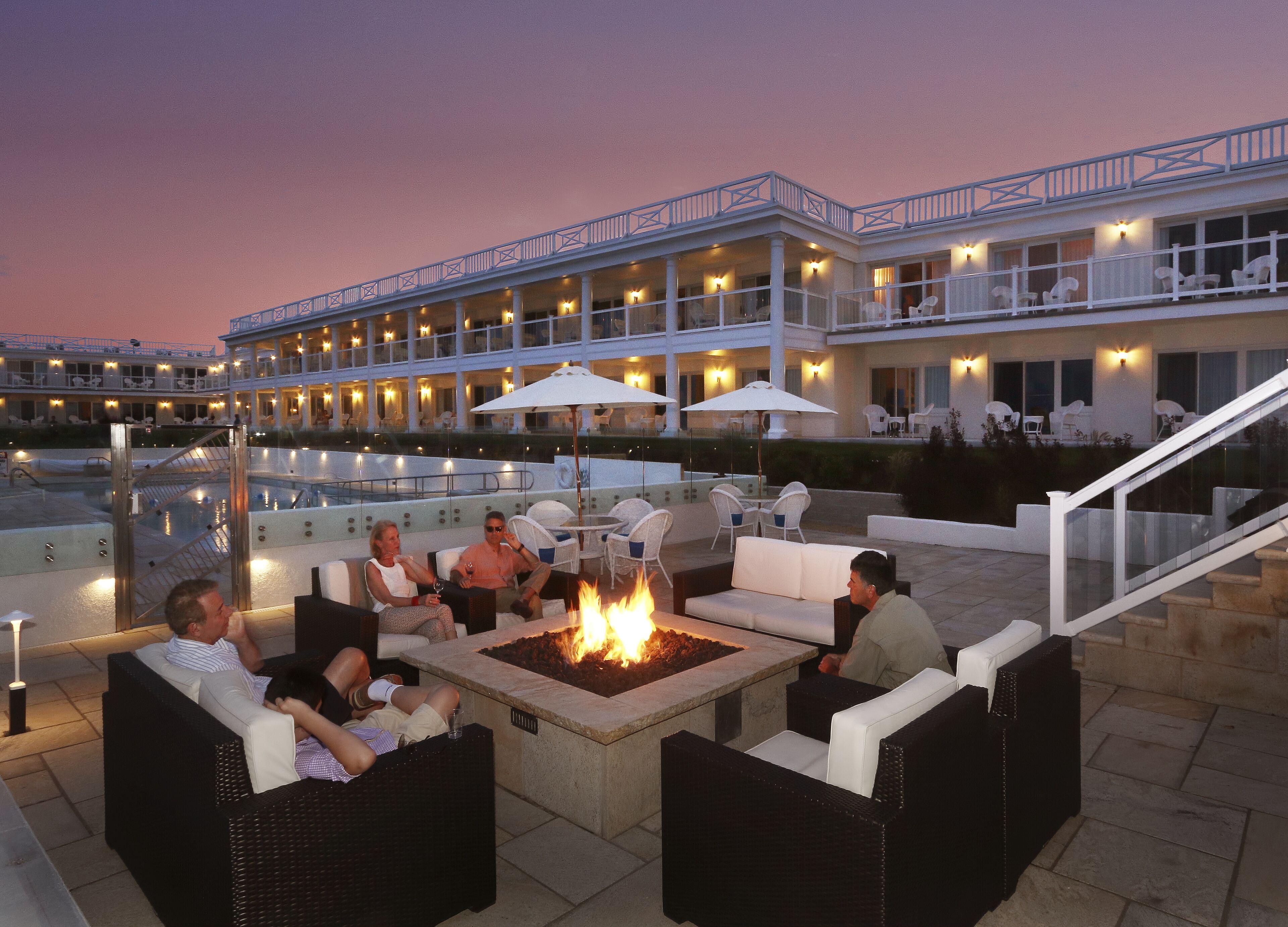 4 Family Hotels Near Motif Number 1 Worth Booking